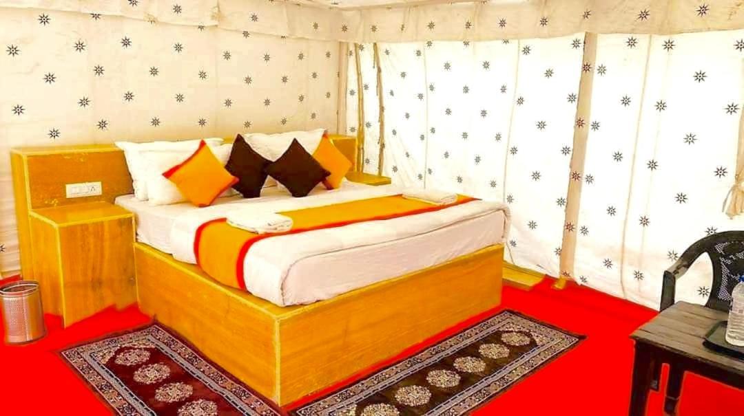Om Luxury Resort Jaisalmer Zimmer foto